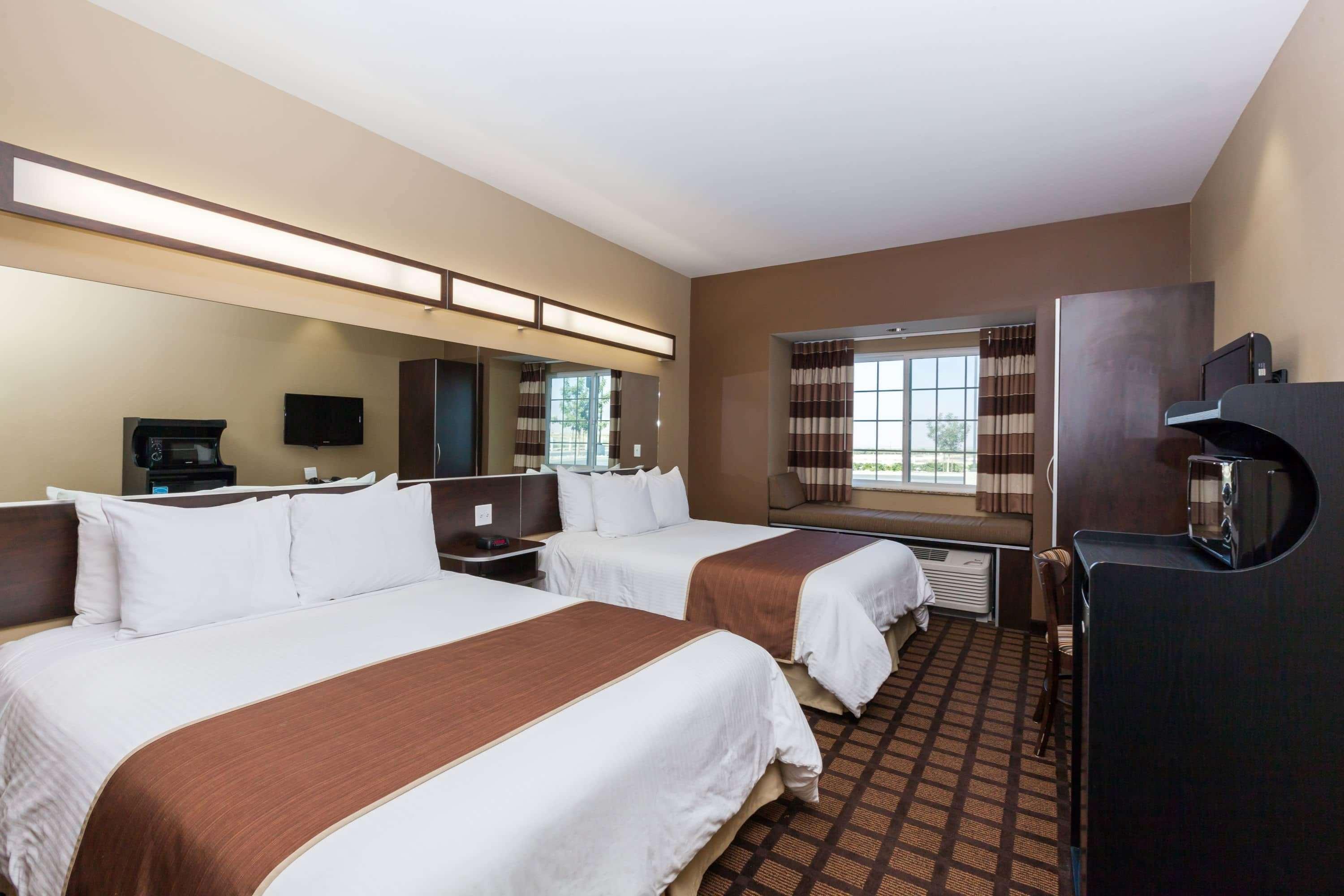 Microtel Inn & Suites By Wyndham Wheeler Ridge מראה חיצוני תמונה