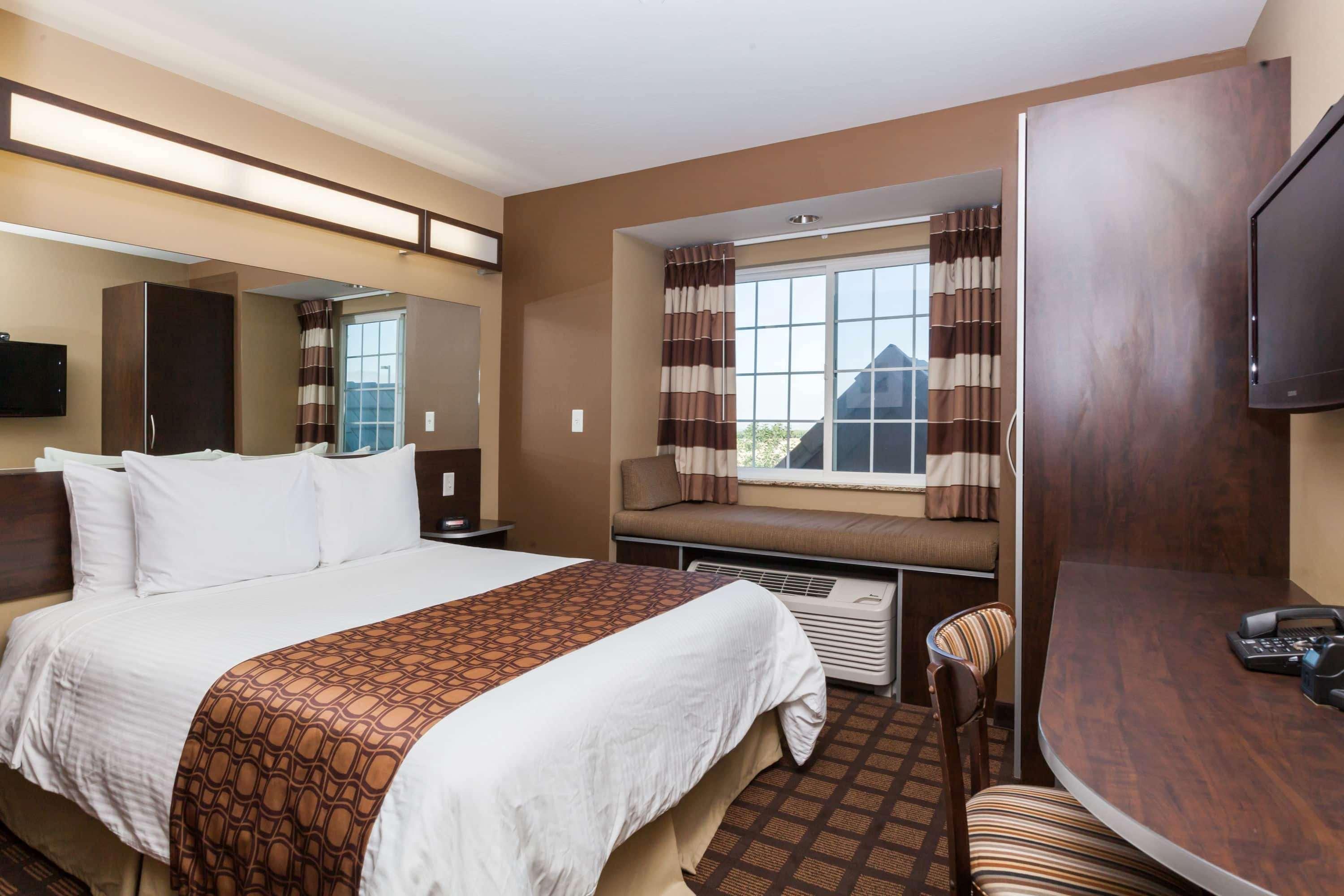 Microtel Inn & Suites By Wyndham Wheeler Ridge מראה חיצוני תמונה