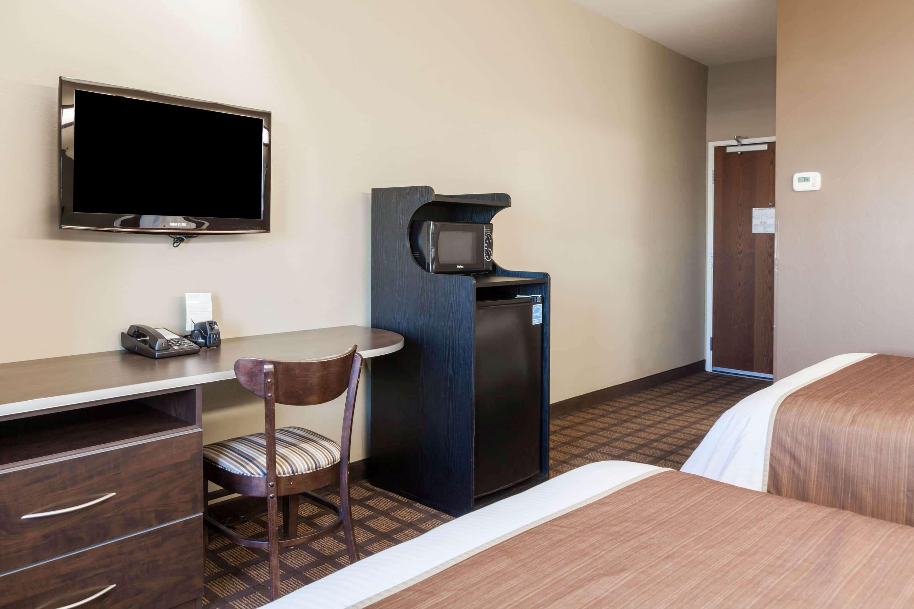 Microtel Inn & Suites By Wyndham Wheeler Ridge מראה חיצוני תמונה