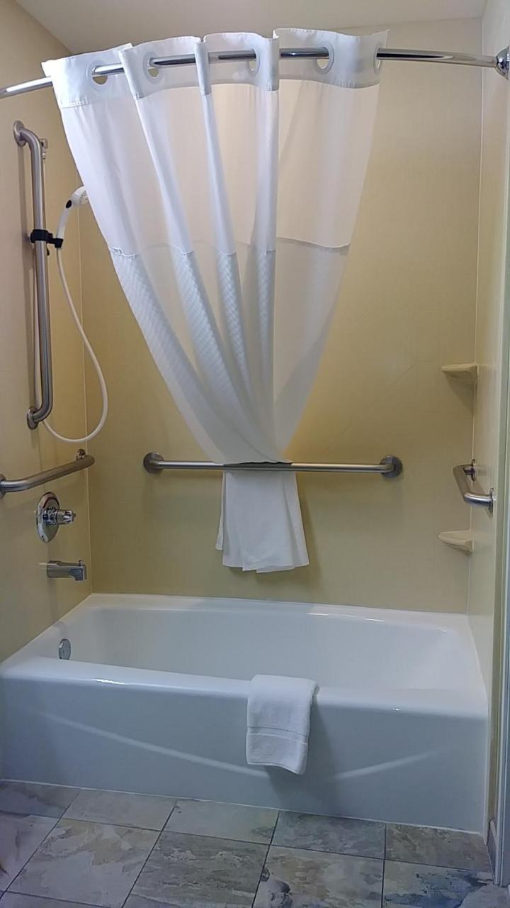 Microtel Inn & Suites By Wyndham Wheeler Ridge מראה חיצוני תמונה